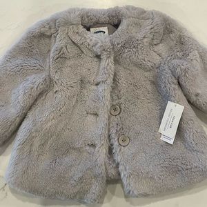 NWT Old navy faux fur baby jacket